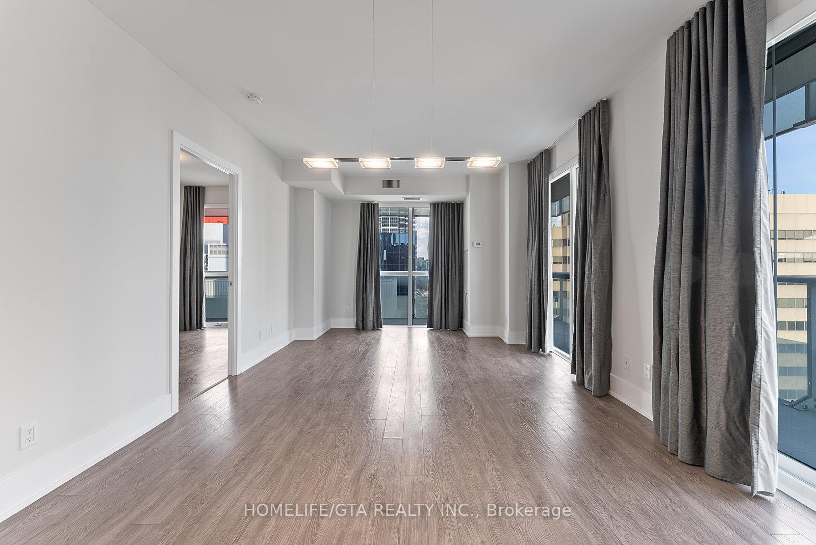 Photo 5 of Unit 1811, 300 Front Street, Toronto, Waterfront Communities — HOMEH