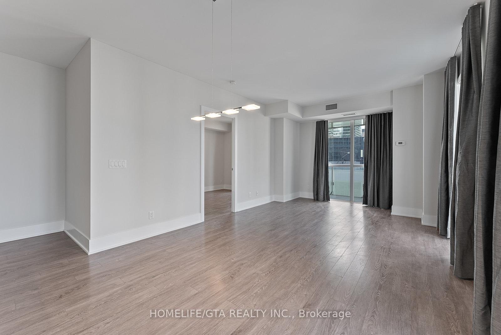 Photo 6 of Unit 1811, 300 Front Street, Toronto, Waterfront Communities — HOMEH