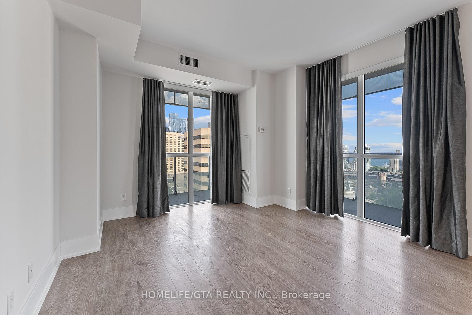 Photo 7 of Unit 1811, 300 Front Street, Toronto, Waterfront Communities — HOMEH