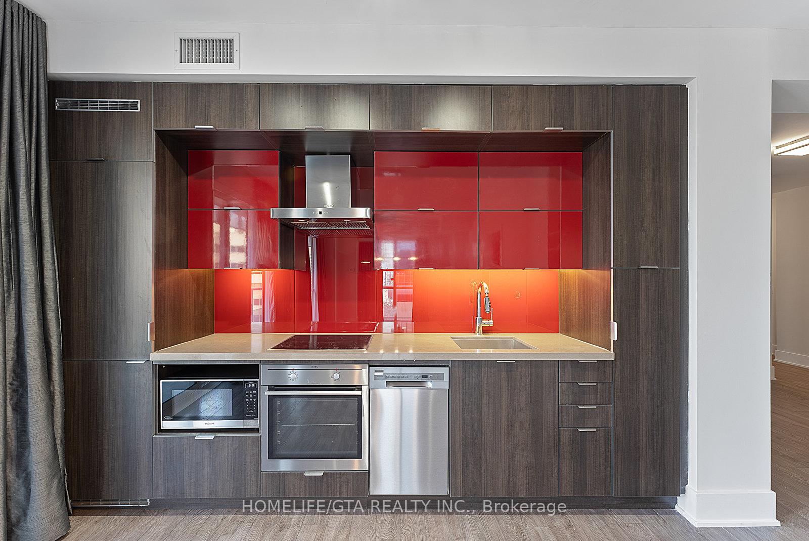 Photo 10 of Unit 1811, 300 Front Street, Toronto, Waterfront Communities — HOMEH