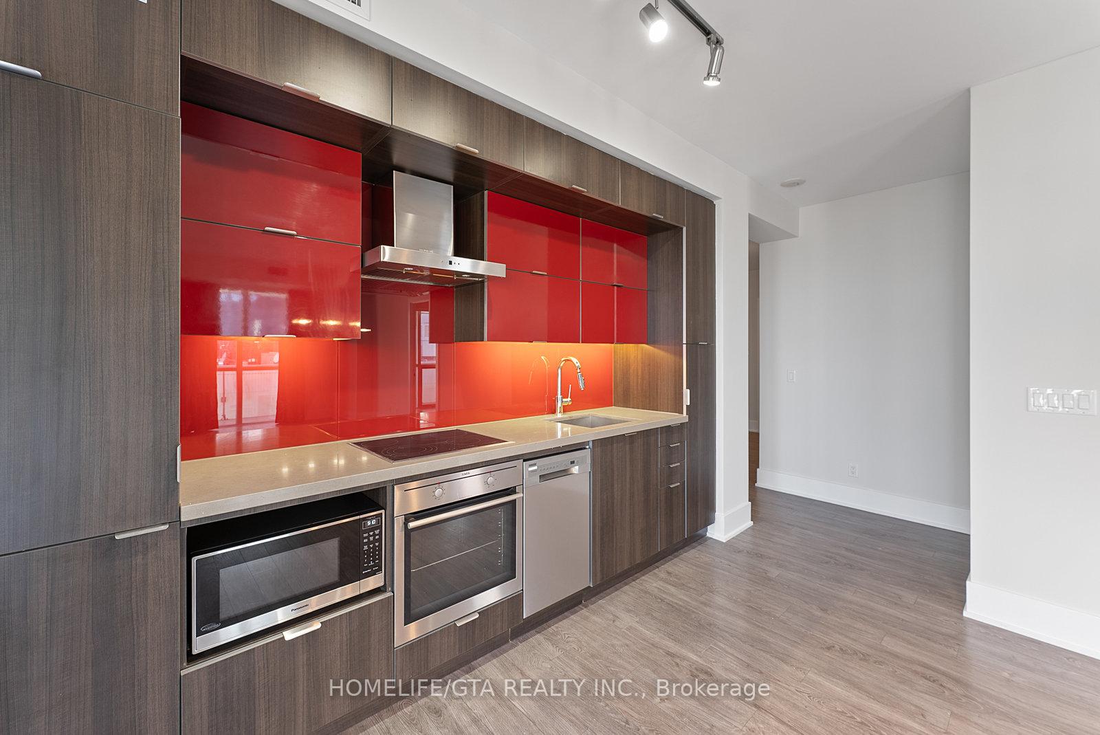 Photo 11 of Unit 1811, 300 Front Street, Toronto, Waterfront Communities — HOMEH