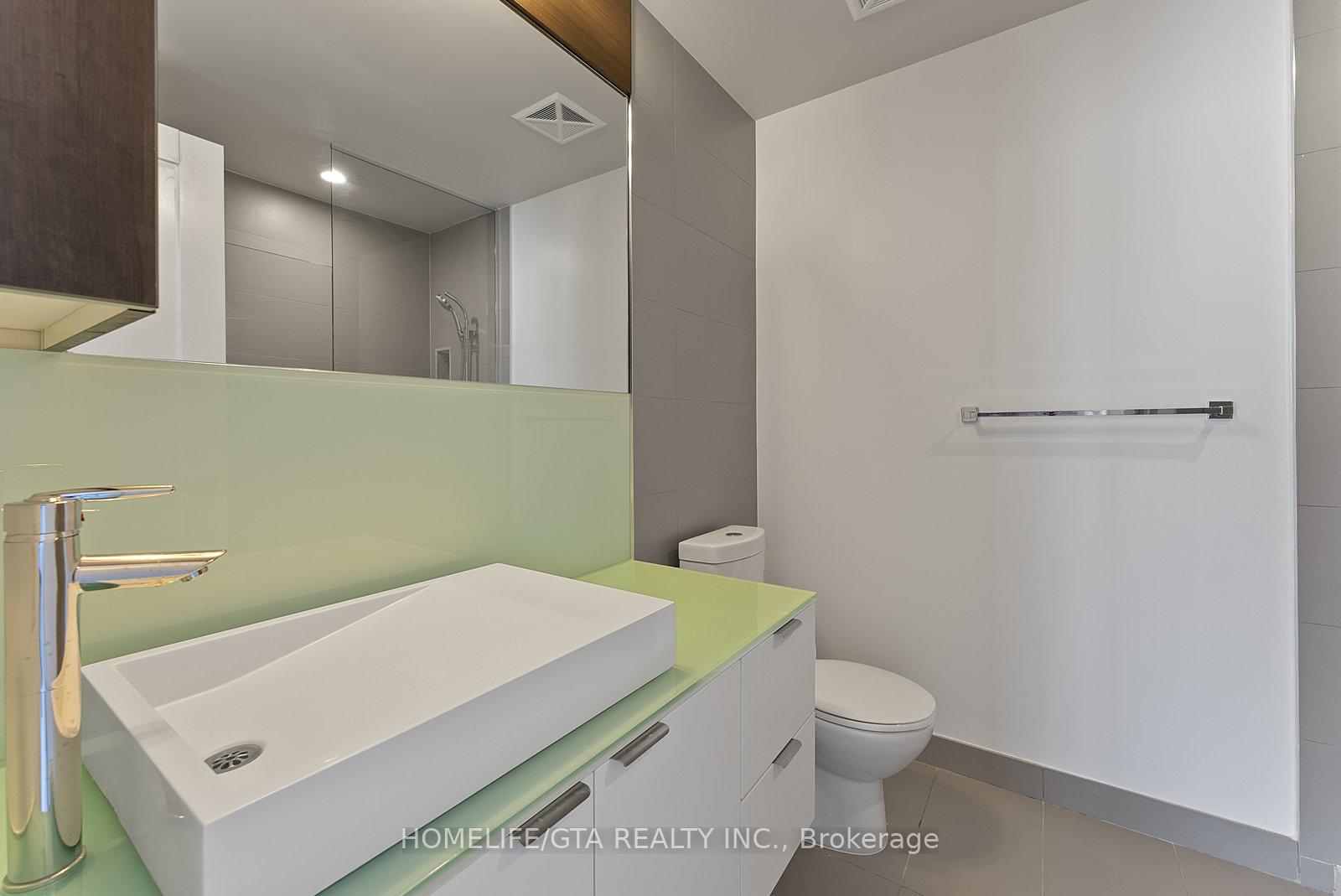Photo 15 of Unit 1811, 300 Front Street, Toronto, Waterfront Communities — HOMEH