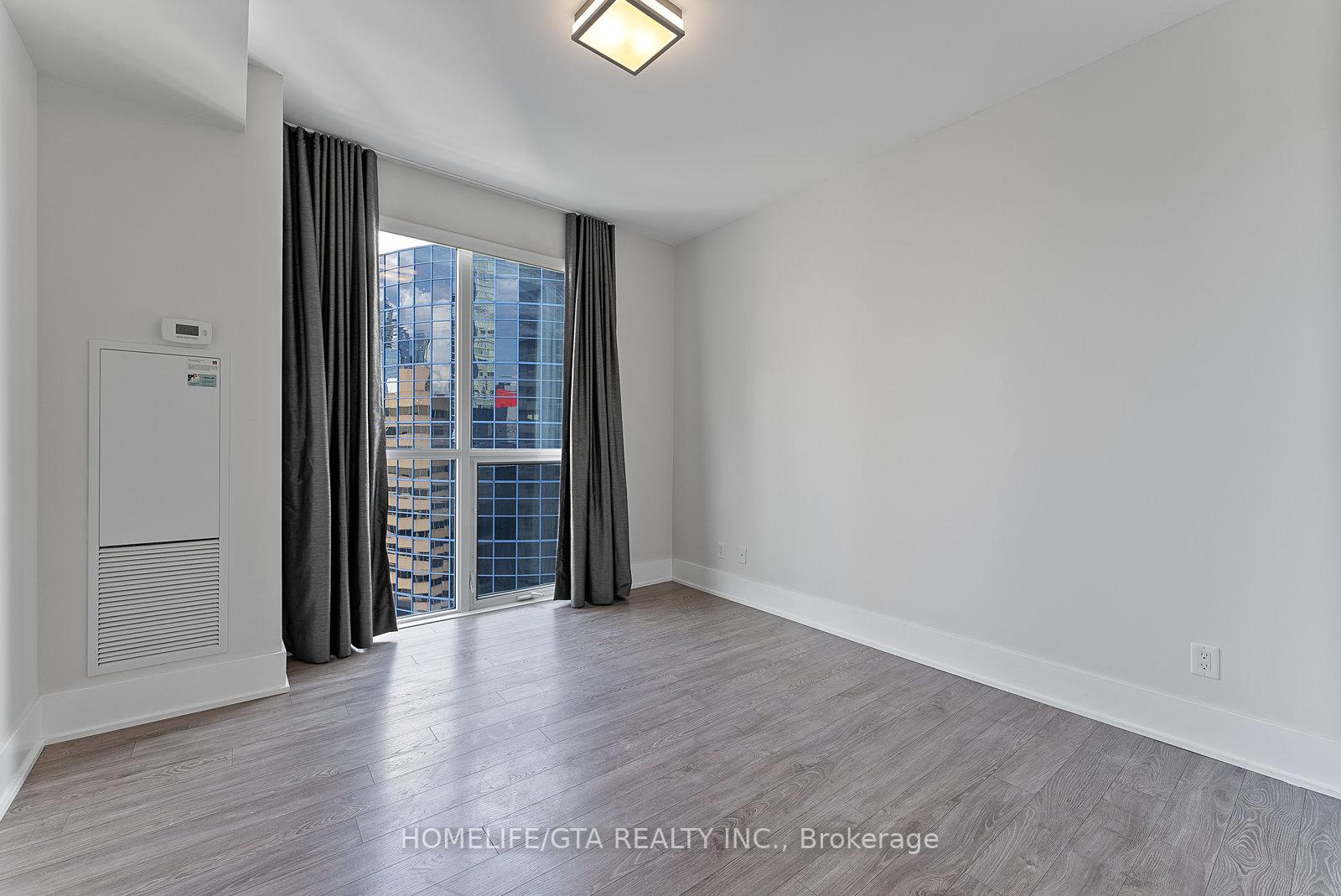 Photo 18 of Unit 1811, 300 Front Street, Toronto, Waterfront Communities — HOMEH