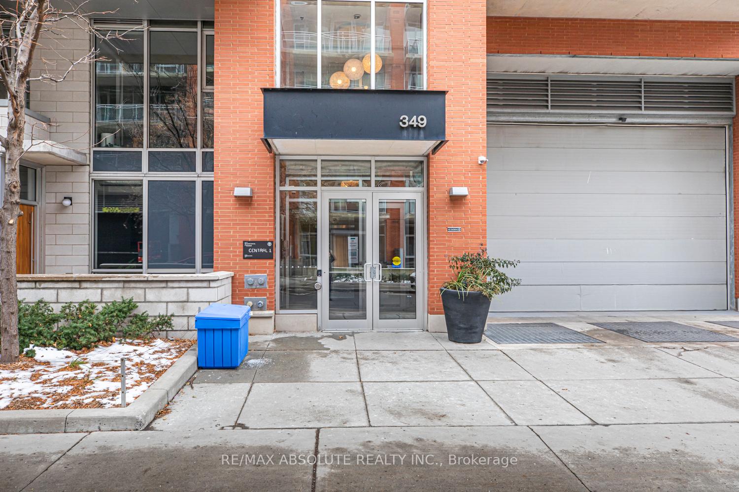 Photo 2 of Unit 422, 349 Mcleod Street, Ottawa, Ottawa Centre — HOMEH
