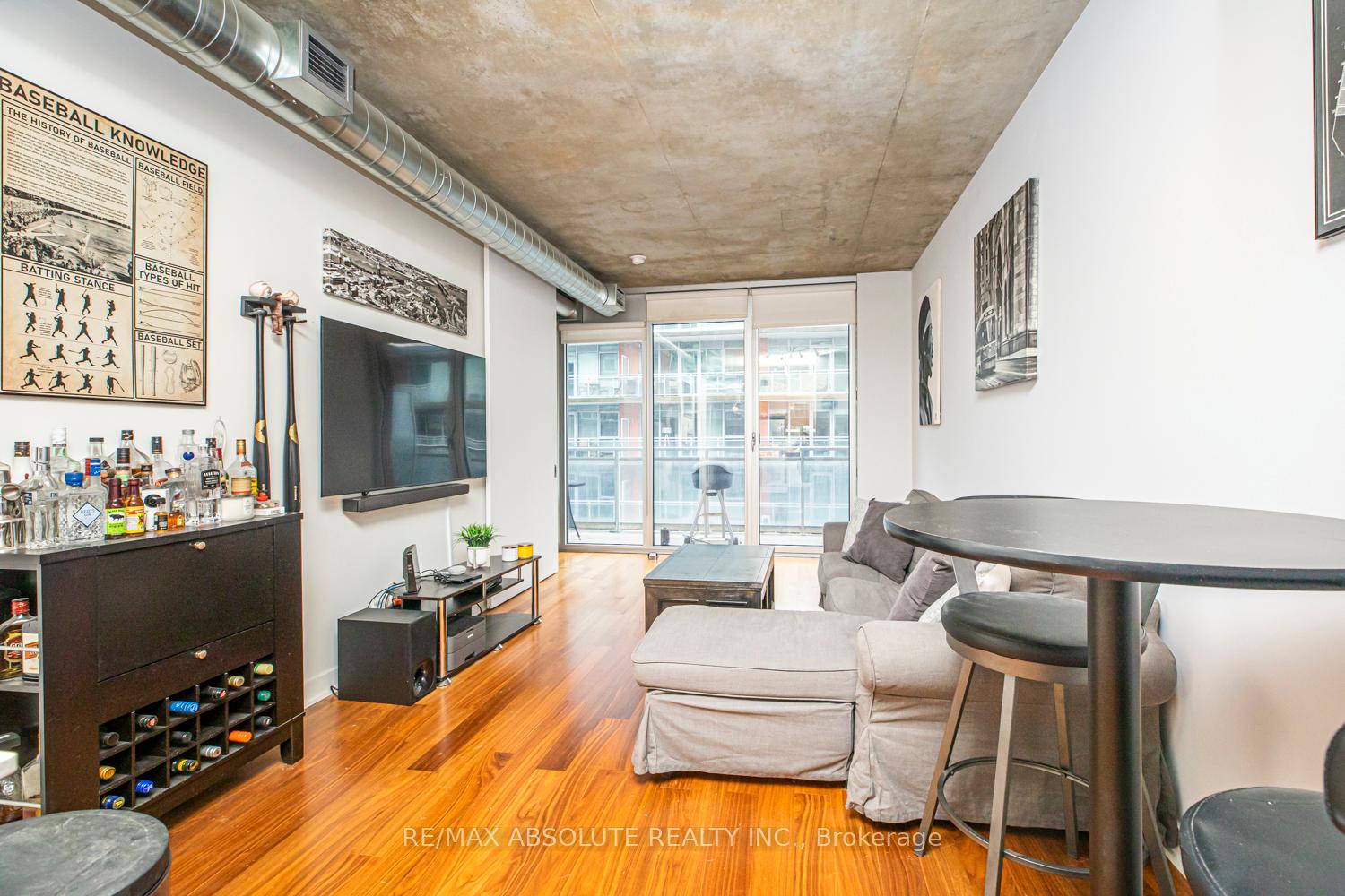 Photo 9 of Unit 422, 349 Mcleod Street, Ottawa, Ottawa Centre — HOMEH