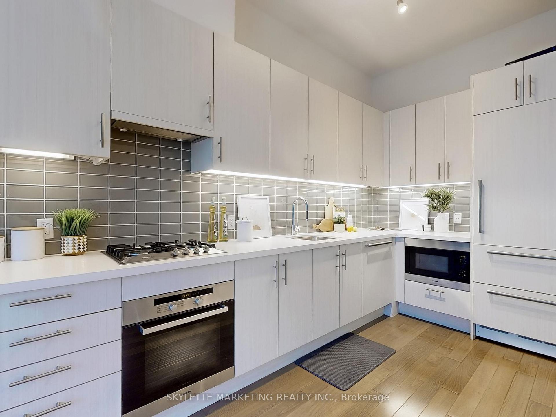 Photo 11 of Unit 1113, 39 Queens Quay E, Toronto, Waterfront Communities — HOMEH