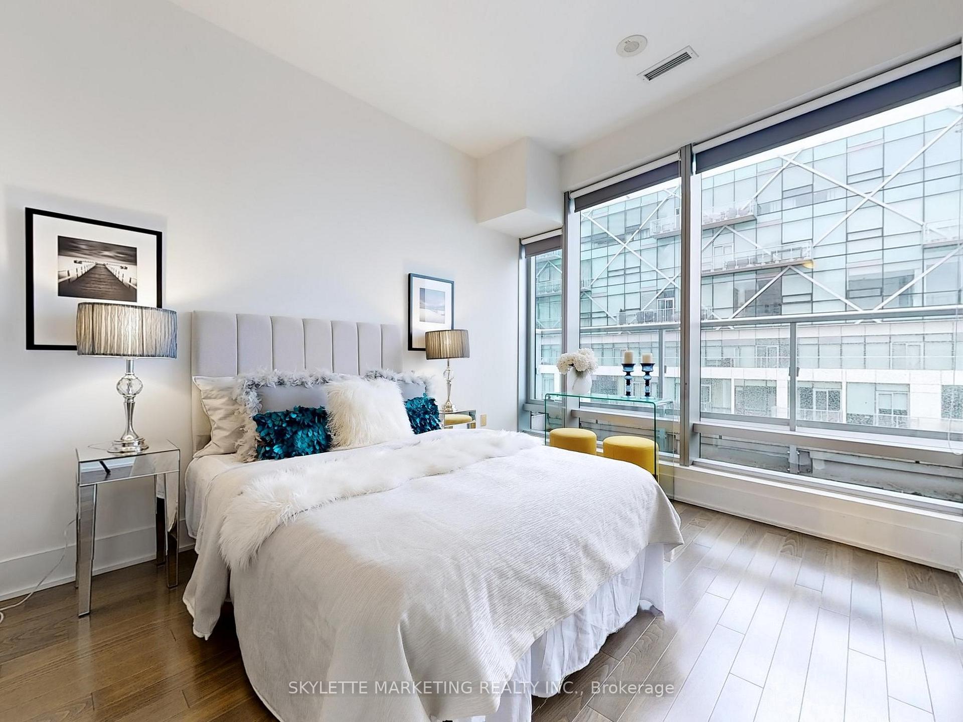 Photo 2 of Unit 1113, 39 Queens Quay E, Toronto, Waterfront Communities — HOMEH
