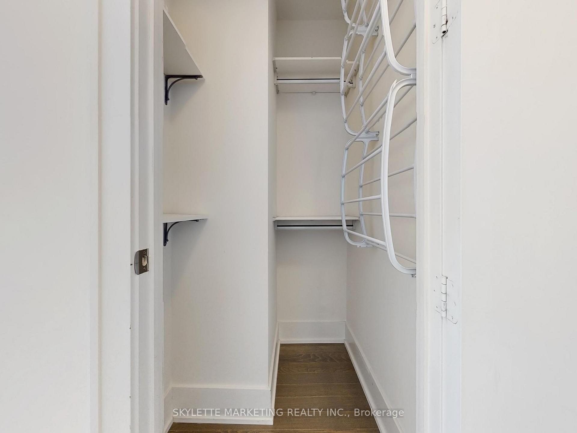 Photo 3 of Unit 1113, 39 Queens Quay E, Toronto, Waterfront Communities — HOMEH