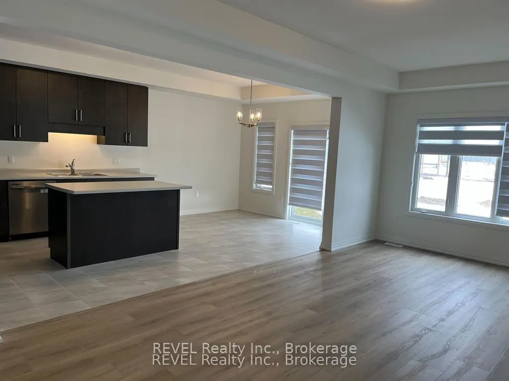 Photo 7 of Unit Upper, 84 Acacia Road, Pelham, Fonthill — HOMEH