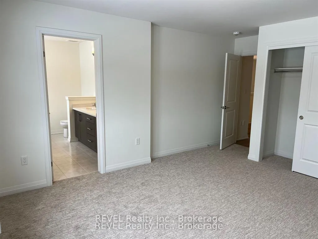Photo 9 of Unit Upper, 84 Acacia Road, Pelham, Fonthill — HOMEH