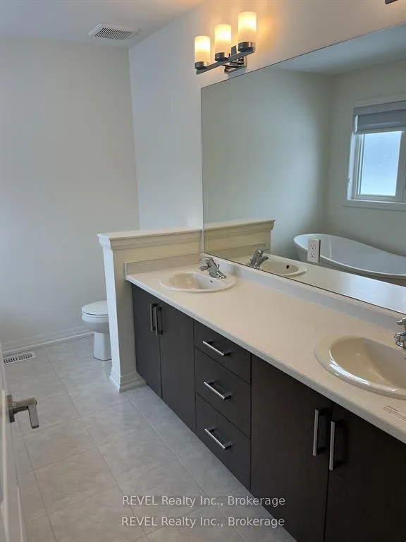 Photo 10 of Unit Upper, 84 Acacia Road, Pelham, Fonthill — HOMEH