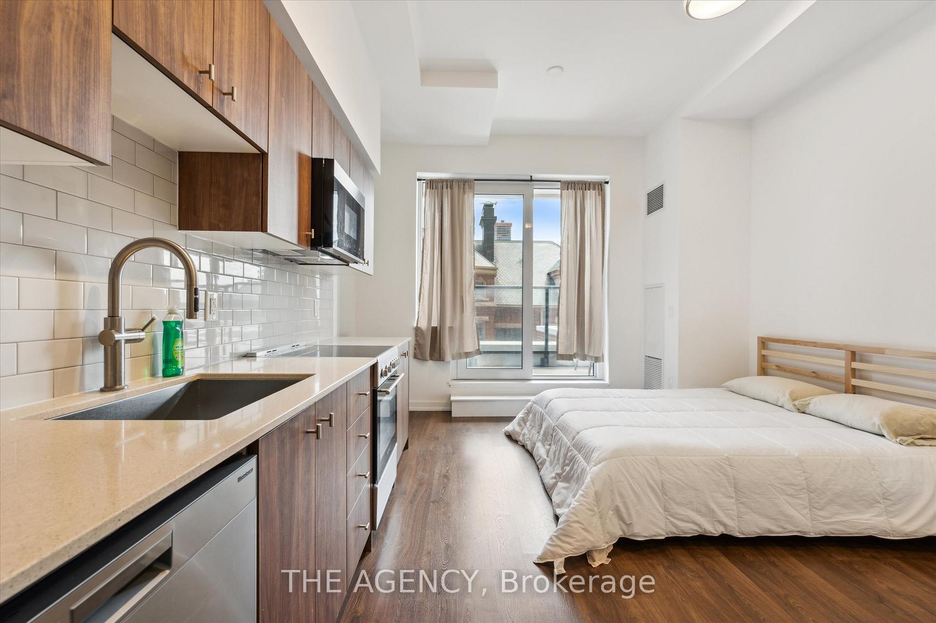 Photo 8 of Unit 209, 5 Wellington Street S, Kitchener, Cherry Hill — HOMEH