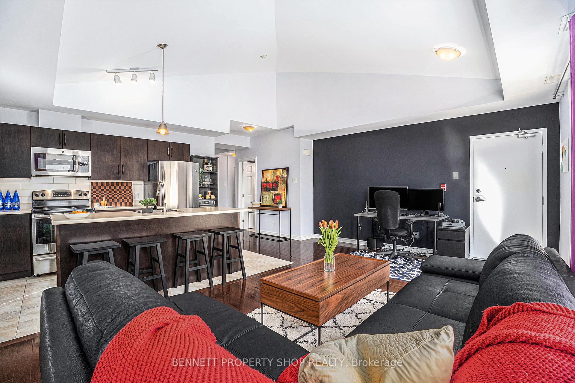Photo 8 of Unit H, 322 Everest Private, Ottawa, Elmvale Acres — HOMEH