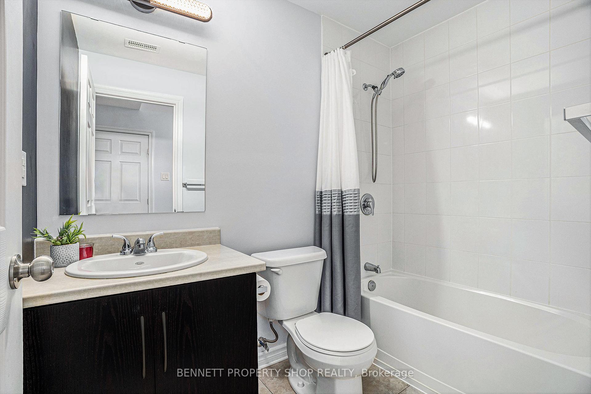 Photo 16 of Unit H, 322 Everest Private, Ottawa, Elmvale Acres — HOMEH