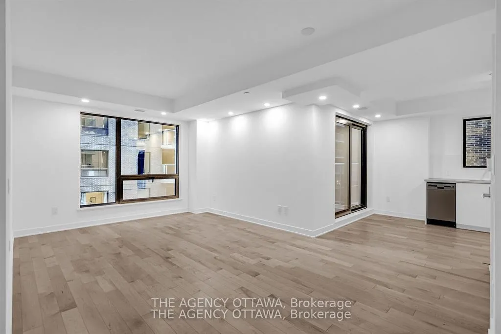 Photo 5 of Unit 308, 340 Queen Street, Ottawa, Ottawa Centre — HOMEH