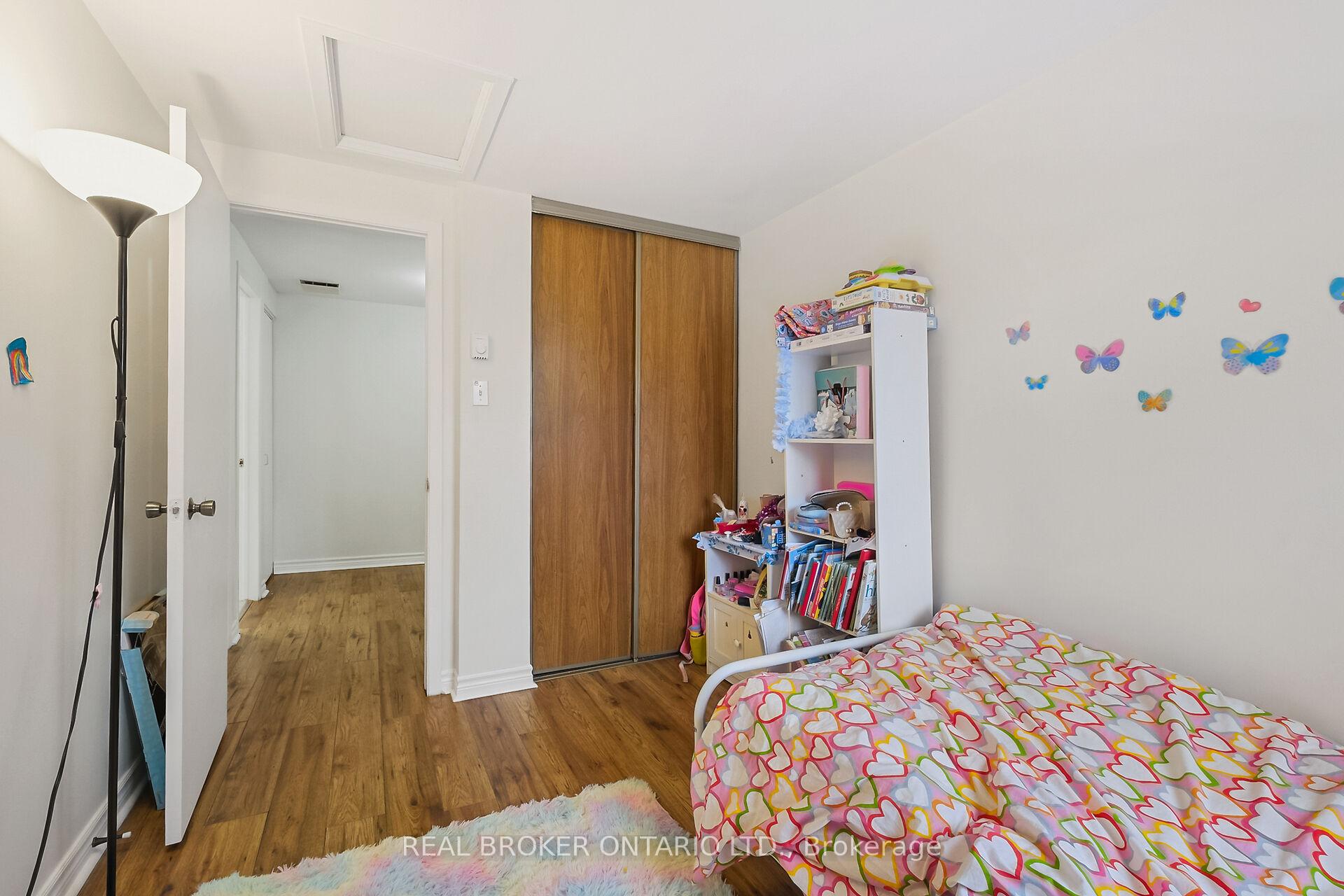 Photo 14 of 61 Pixley Private, Ottawa, Riverview Park — HOMEH