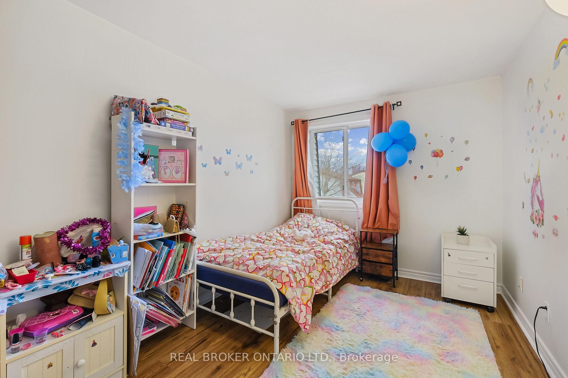 Photo 15 of 61 Pixley Private, Ottawa, Riverview Park — HOMEH