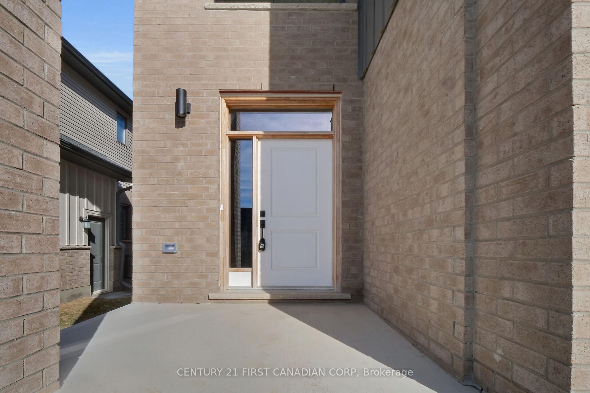 Photo 3 of Unit 21, 35 Old Course Road, St. Thomas — HOMEH