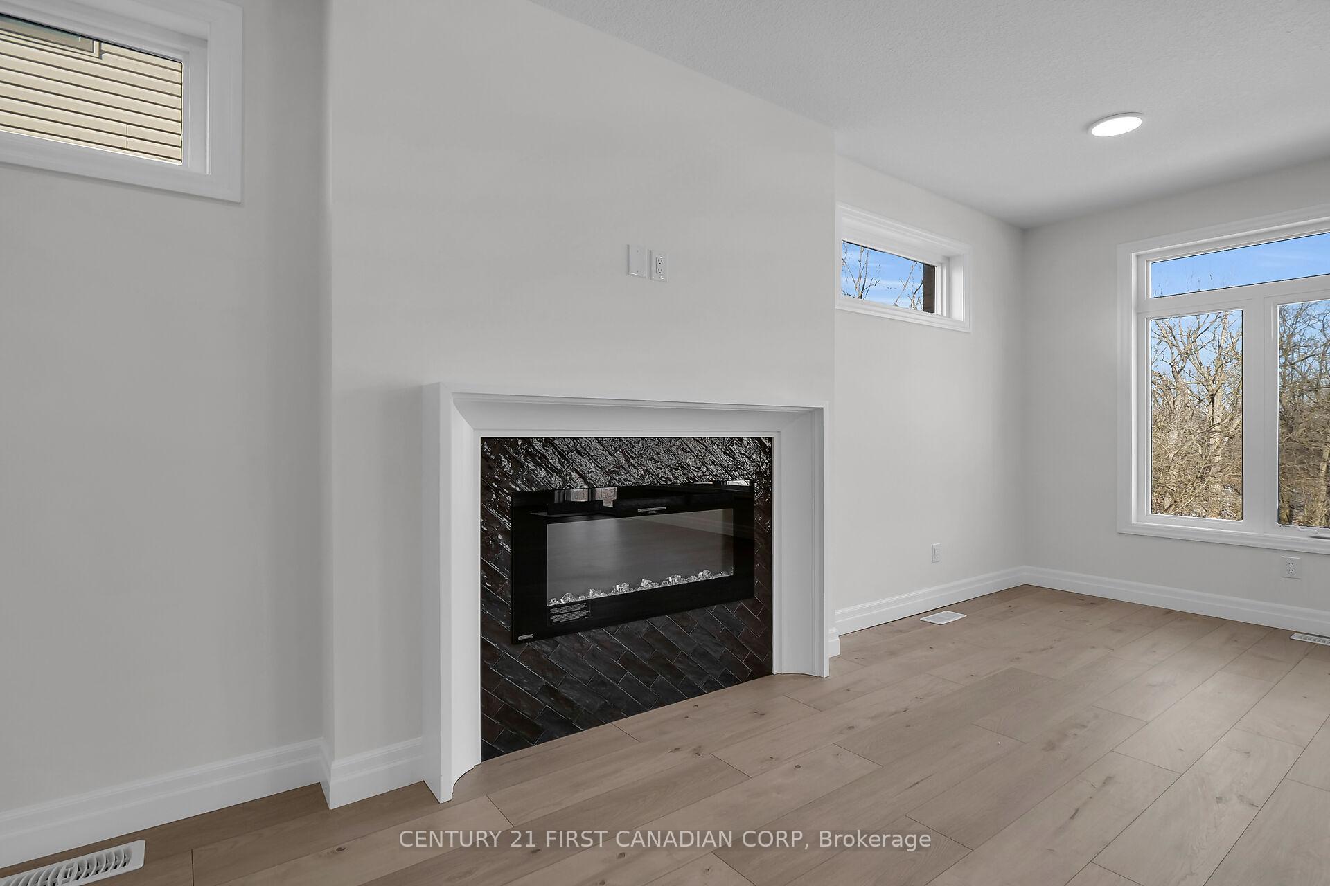 Photo 6 of Unit 21, 35 Old Course Road, St. Thomas — HOMEH