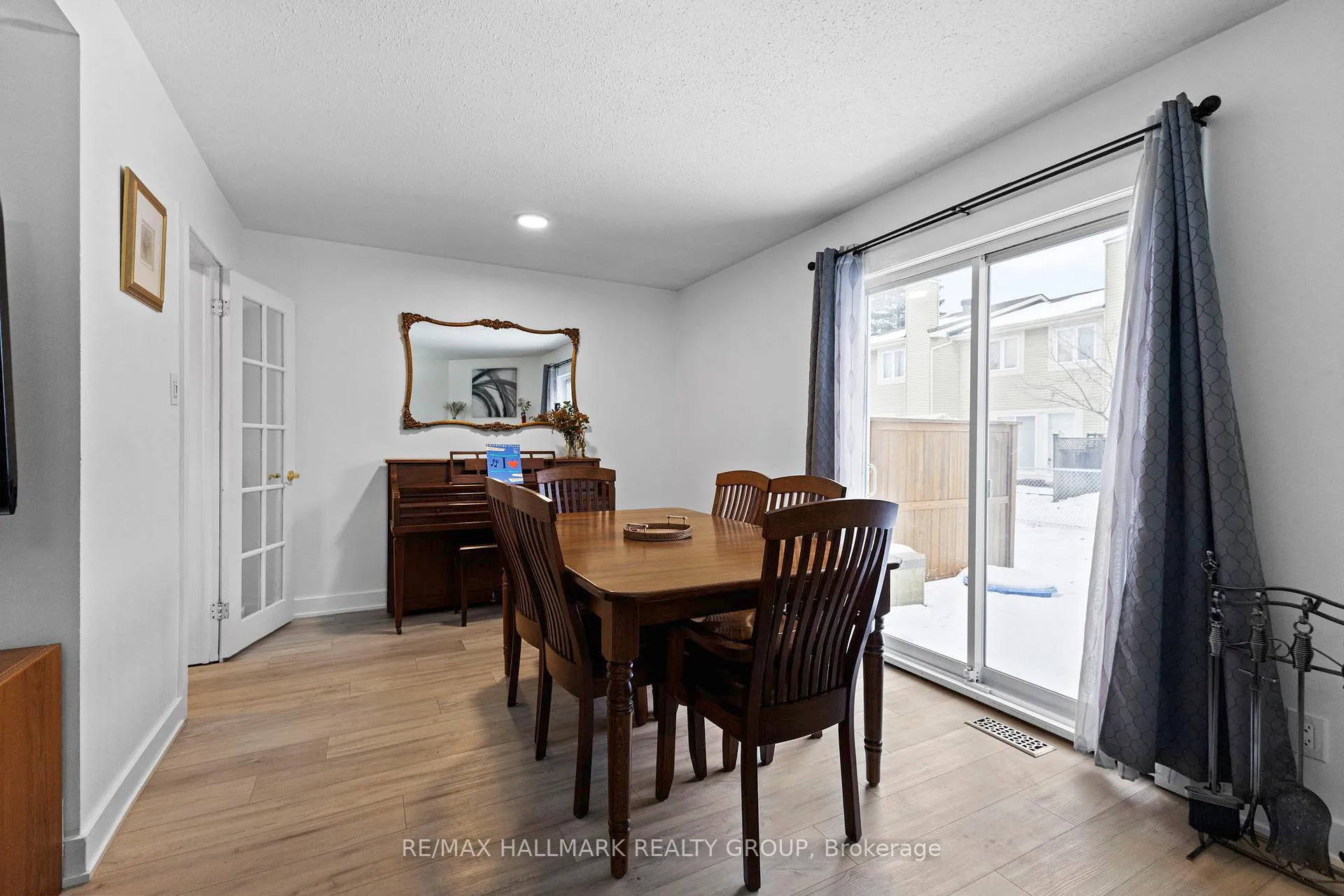 Photo 5 of 463 Canotia Place, Ottawa, Fallingbrook/Pineridge — HOMEH