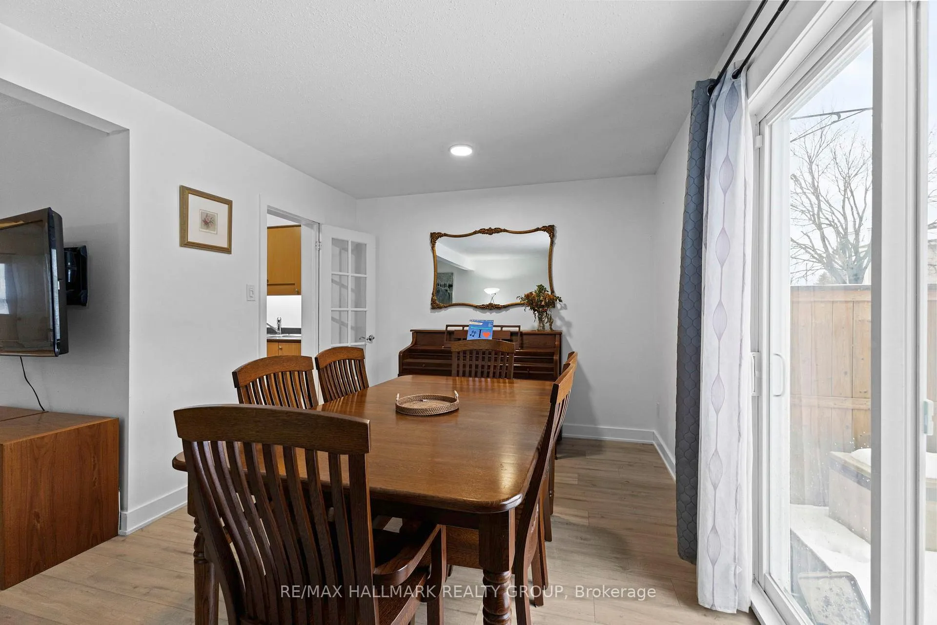 Photo 6 of 463 Canotia Place, Ottawa, Fallingbrook/Pineridge — HOMEH