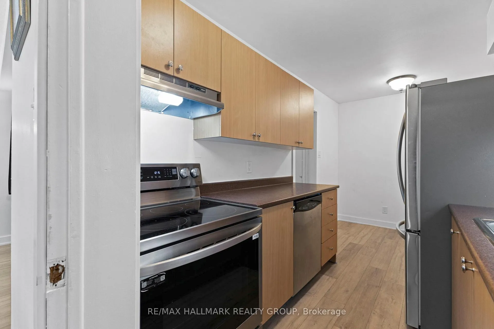 Photo 15 of 463 Canotia Place, Ottawa, Fallingbrook/Pineridge — HOMEH