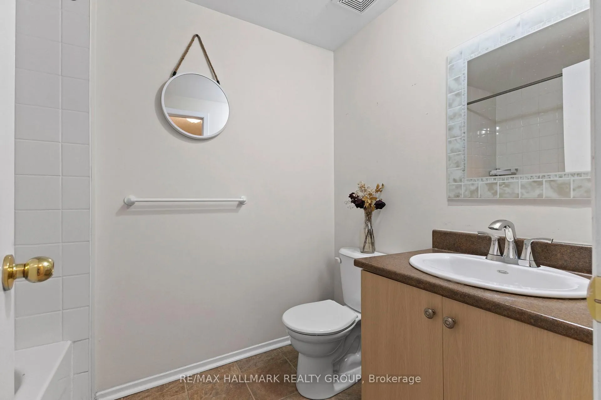 Photo 24 of 463 Canotia Place, Ottawa, Fallingbrook/Pineridge — HOMEH