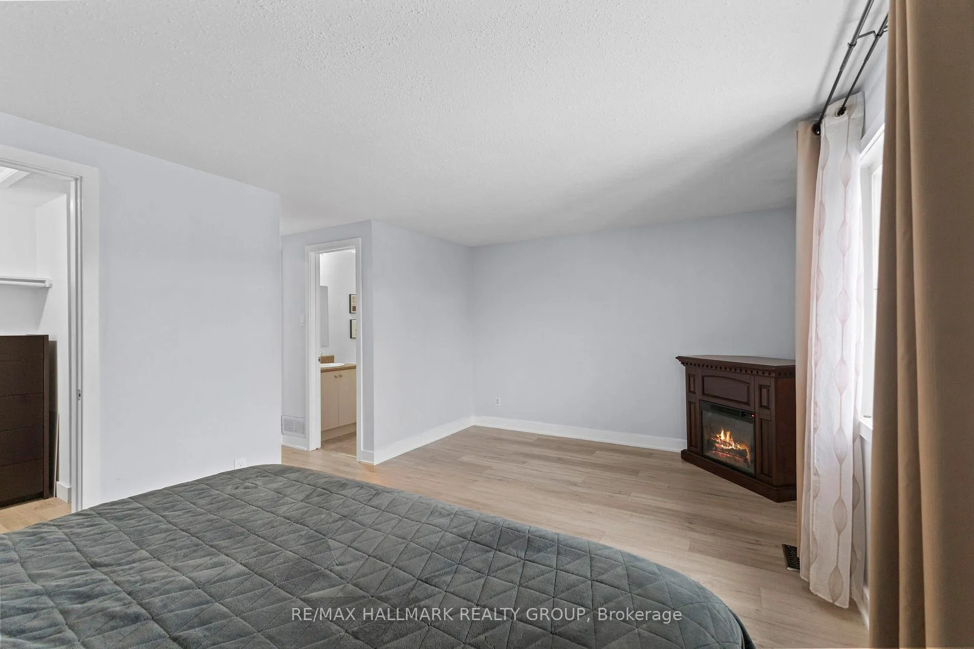 Photo 29 of 463 Canotia Place, Ottawa, Fallingbrook/Pineridge — HOMEH