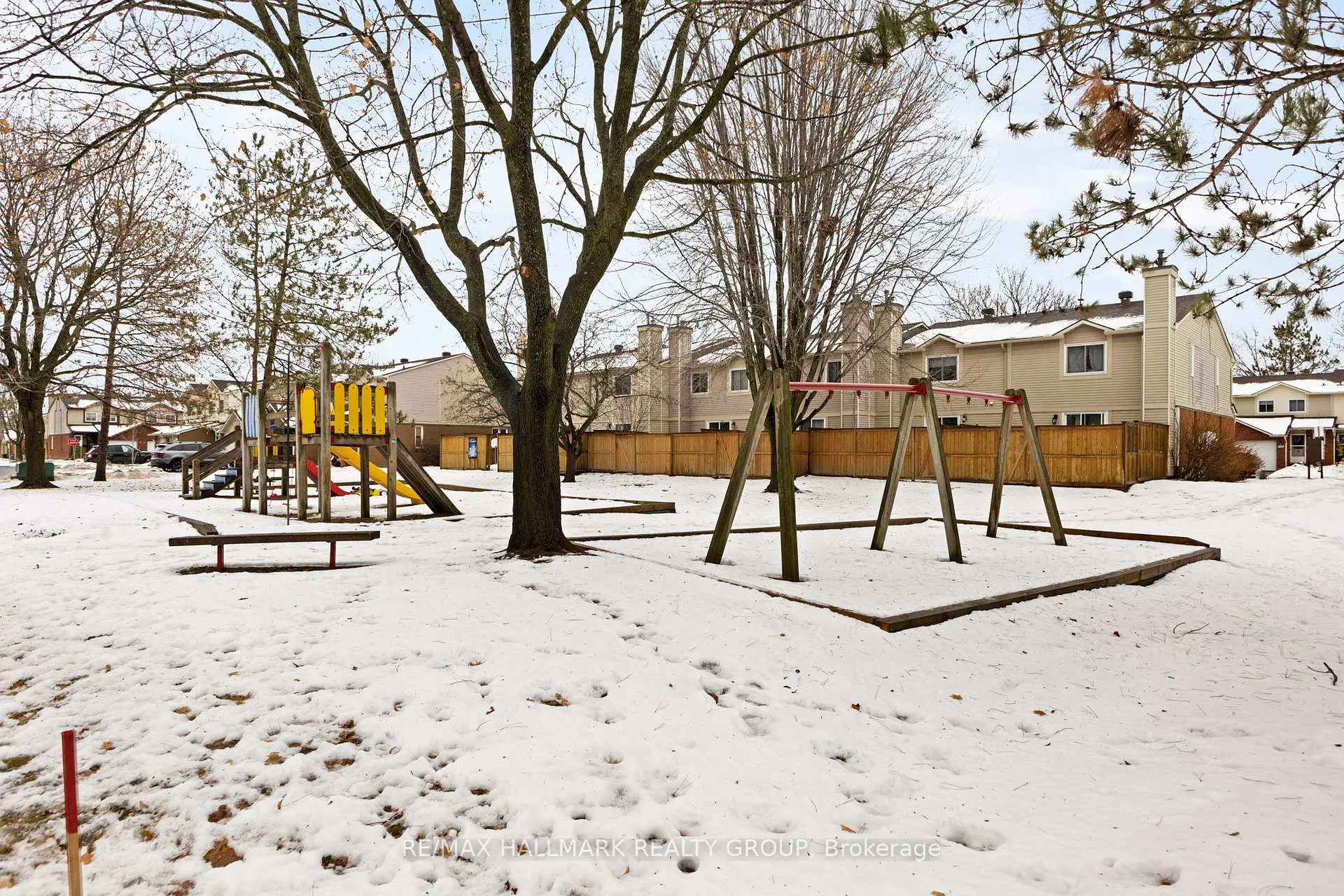 Photo 37 of 463 Canotia Place, Ottawa, Fallingbrook/Pineridge — HOMEH