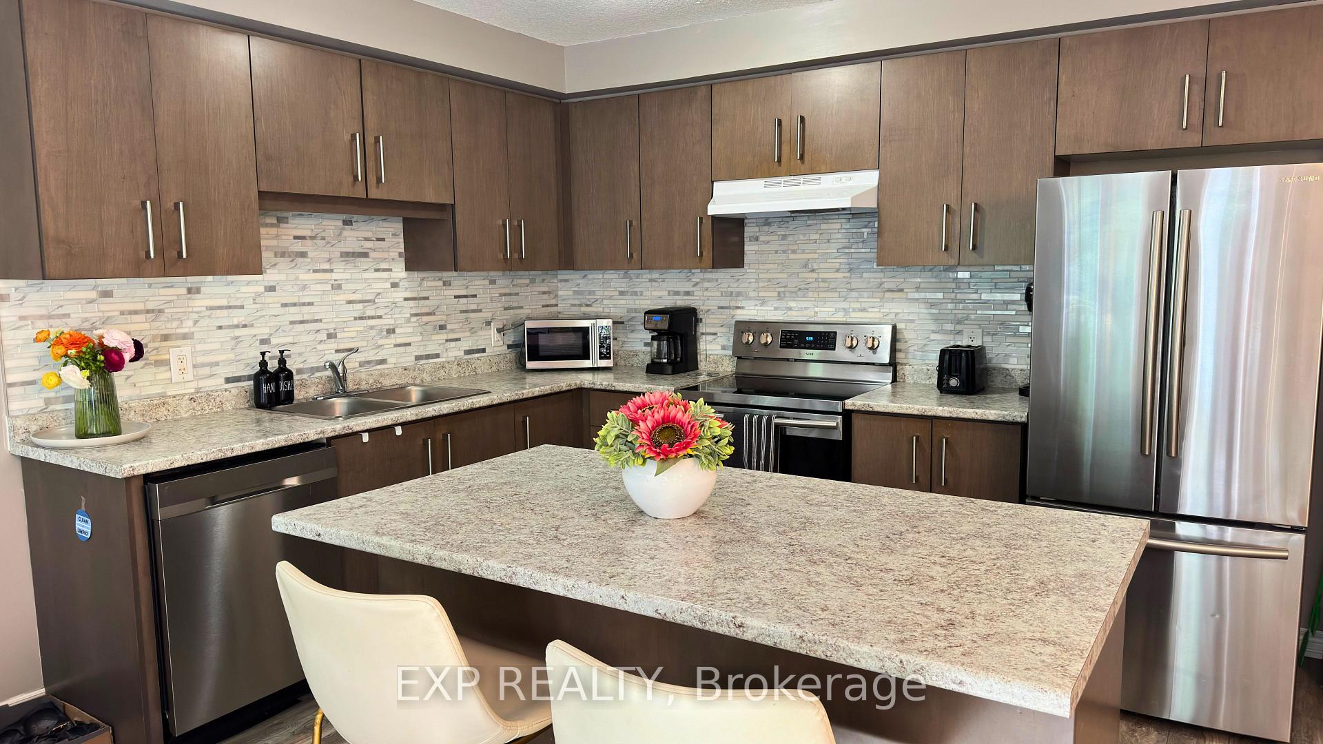 Photo 6 of Unit 14, 60 Canterbury Drive, St. Catharines, Oakdale — HOMEH