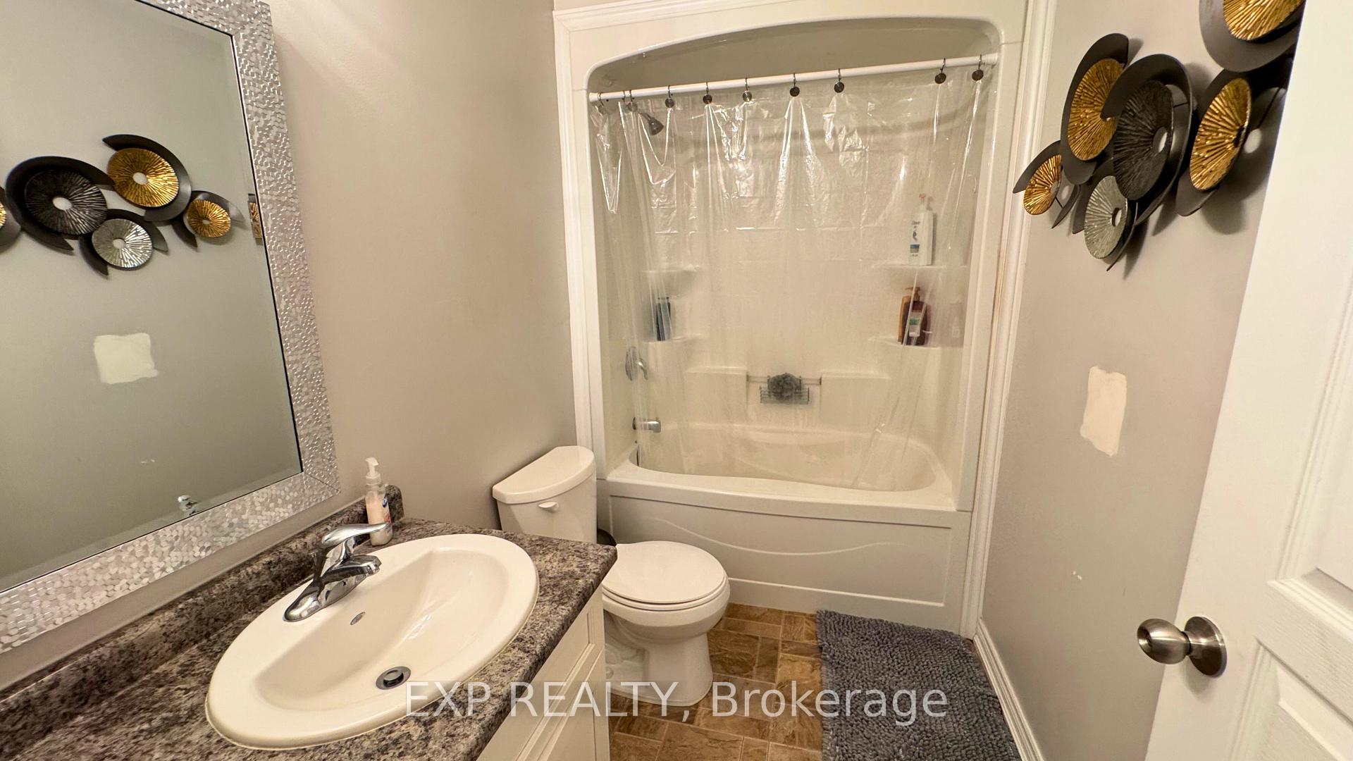 Photo 14 of Unit 14, 60 Canterbury Drive, St. Catharines, Oakdale — HOMEH