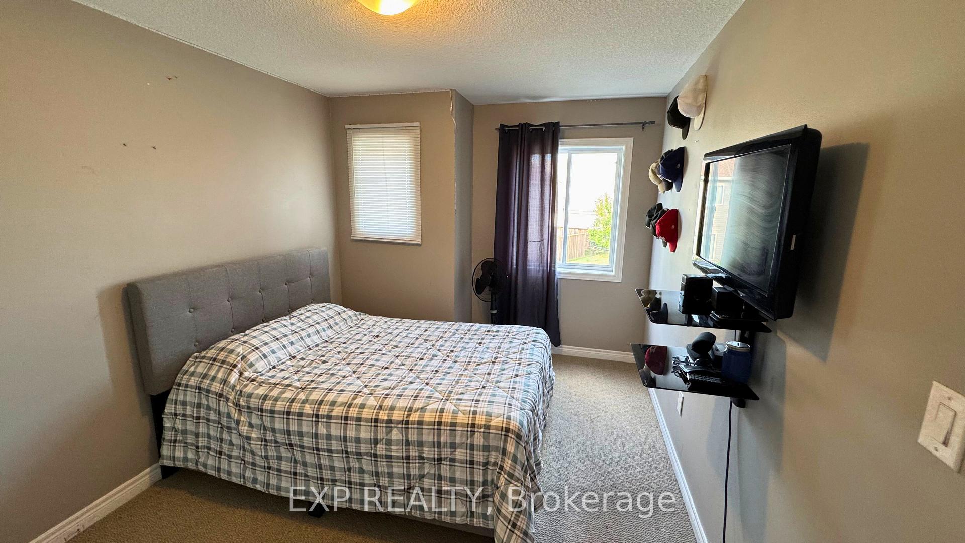 Photo 15 of Unit 14, 60 Canterbury Drive, St. Catharines, Oakdale — HOMEH