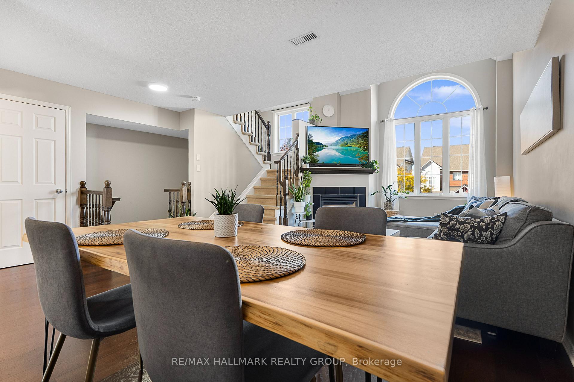 Photo 8 of Unit 146, 70 Edenvale Drive, Ottawa, Kanata - Beaverbrook — HOMEH