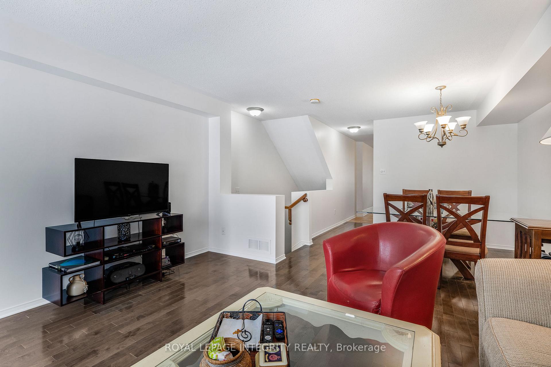 Photo 13 of 2328 Bois Vert Place, Ottawa, Avalon East — HOMEH
