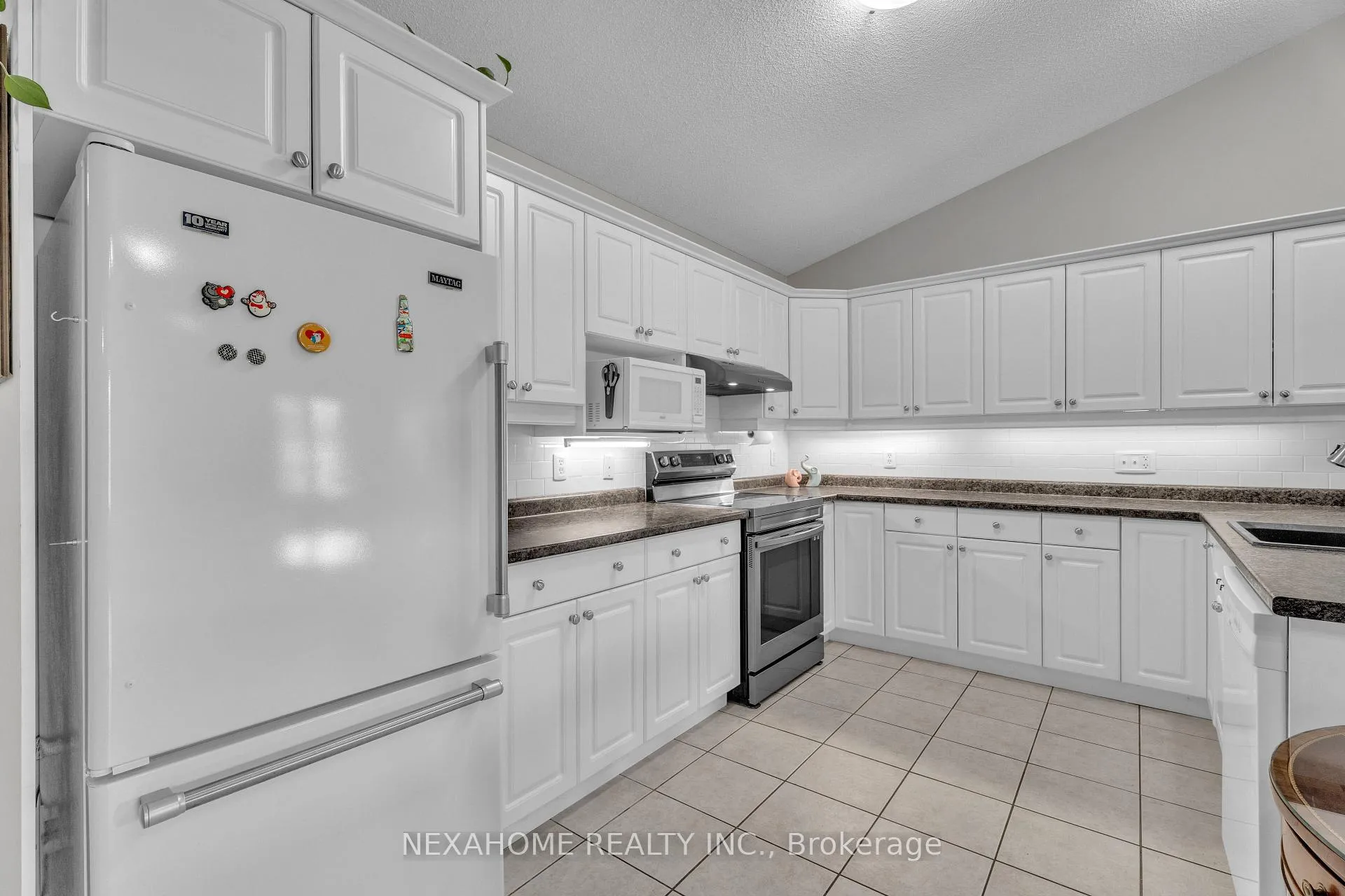 Photo 12 of Unit 23, 87 Donker Drive, St. Thomas — HOMEH
