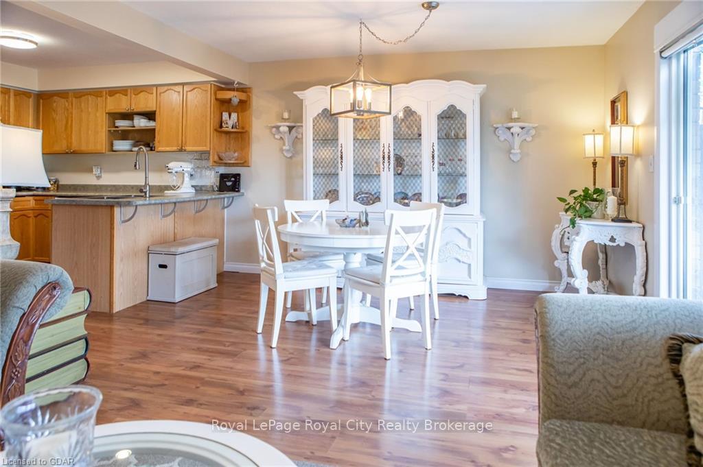 Photo 10 of Unit 14, 31 Schroder Crescent, Guelph, Grange Road — HOMEH