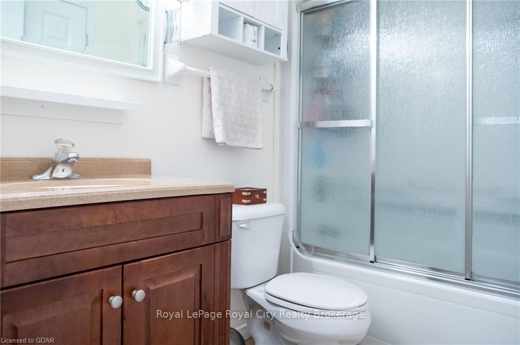 Photo 15 of Unit 14, 31 Schroder Crescent, Guelph, Grange Road — HOMEH