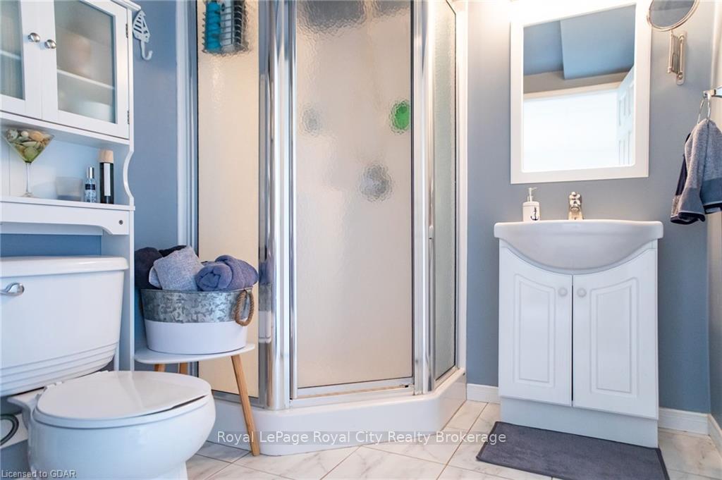Photo 20 of Unit 14, 31 Schroder Crescent, Guelph, Grange Road — HOMEH