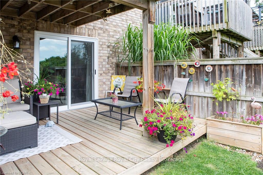 Photo 22 of Unit 14, 31 Schroder Crescent, Guelph, Grange Road — HOMEH