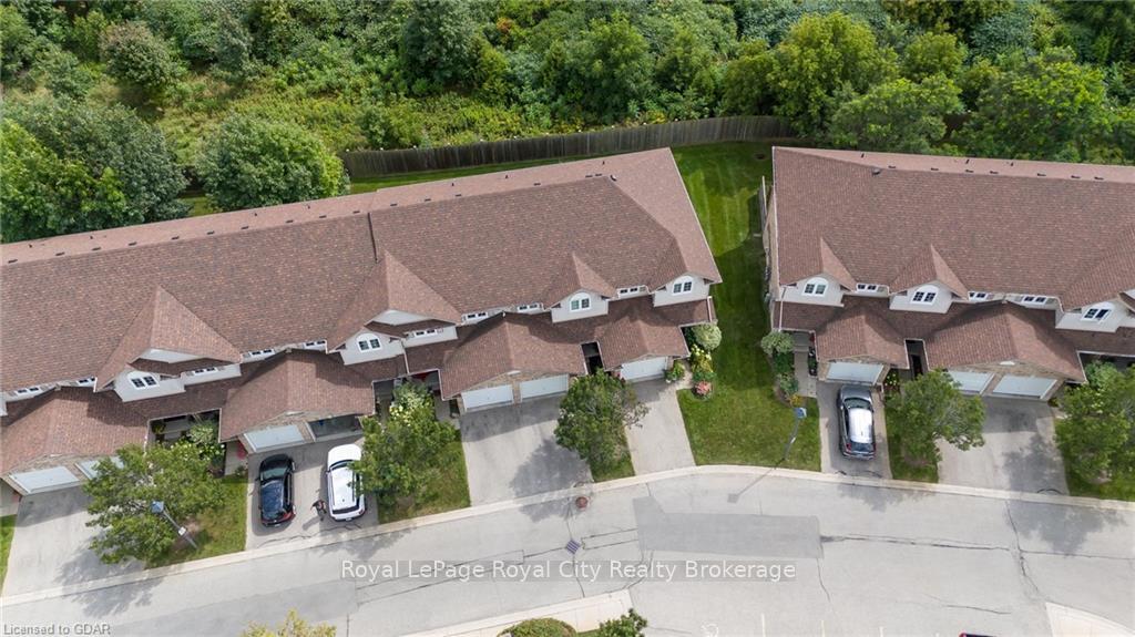 Photo 25 of Unit 14, 31 Schroder Crescent, Guelph, Grange Road — HOMEH