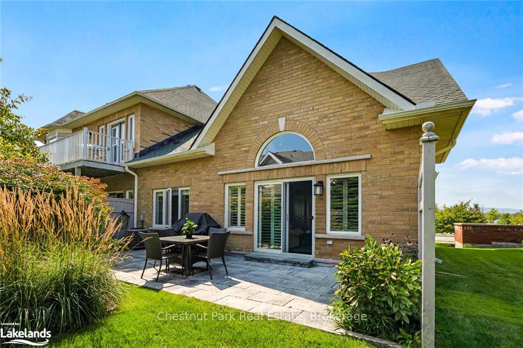 Photo 16 of 3 North Maple Street, Collingwood — HOMEH