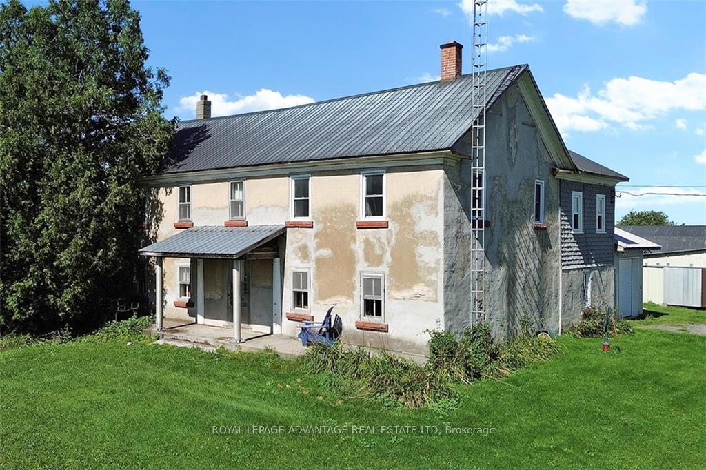 Photo 1 of 420 Perth Road, Beckwith, Beckwith Twp — HOMEH