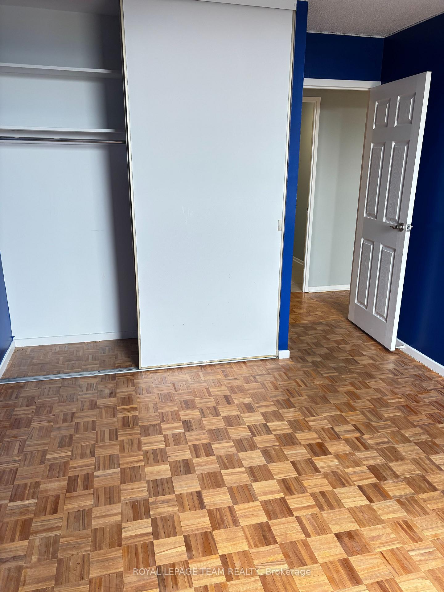 Photo 23 of Unit 403, 2951 Riverside Drive, Ottawa, Mooneys Bay/Riverside Park — HOMEH