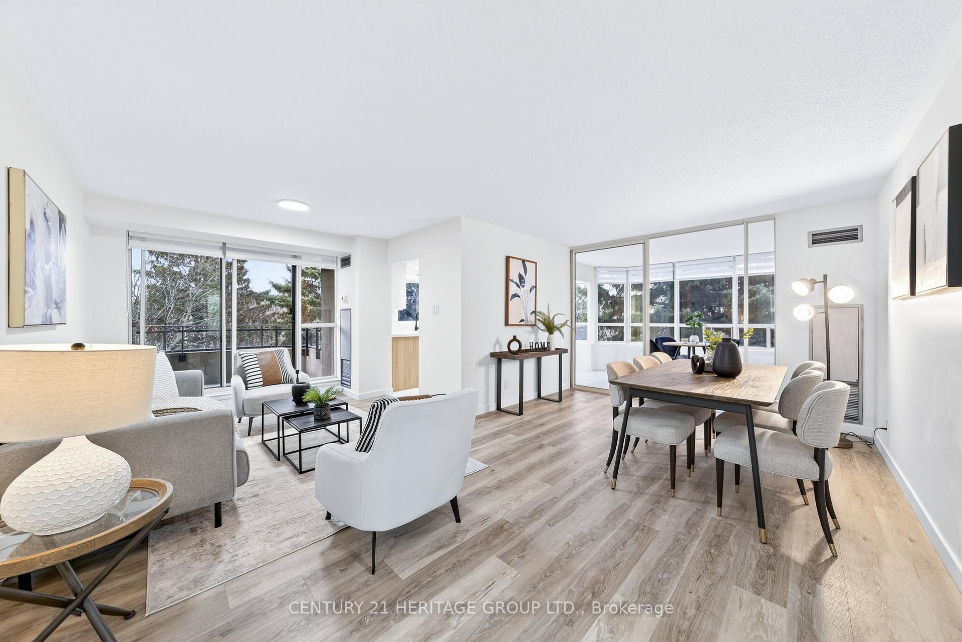 Photo 9 of Unit 319, 32 Clarissa Drive, Richmond Hill, Harding — HOMEH