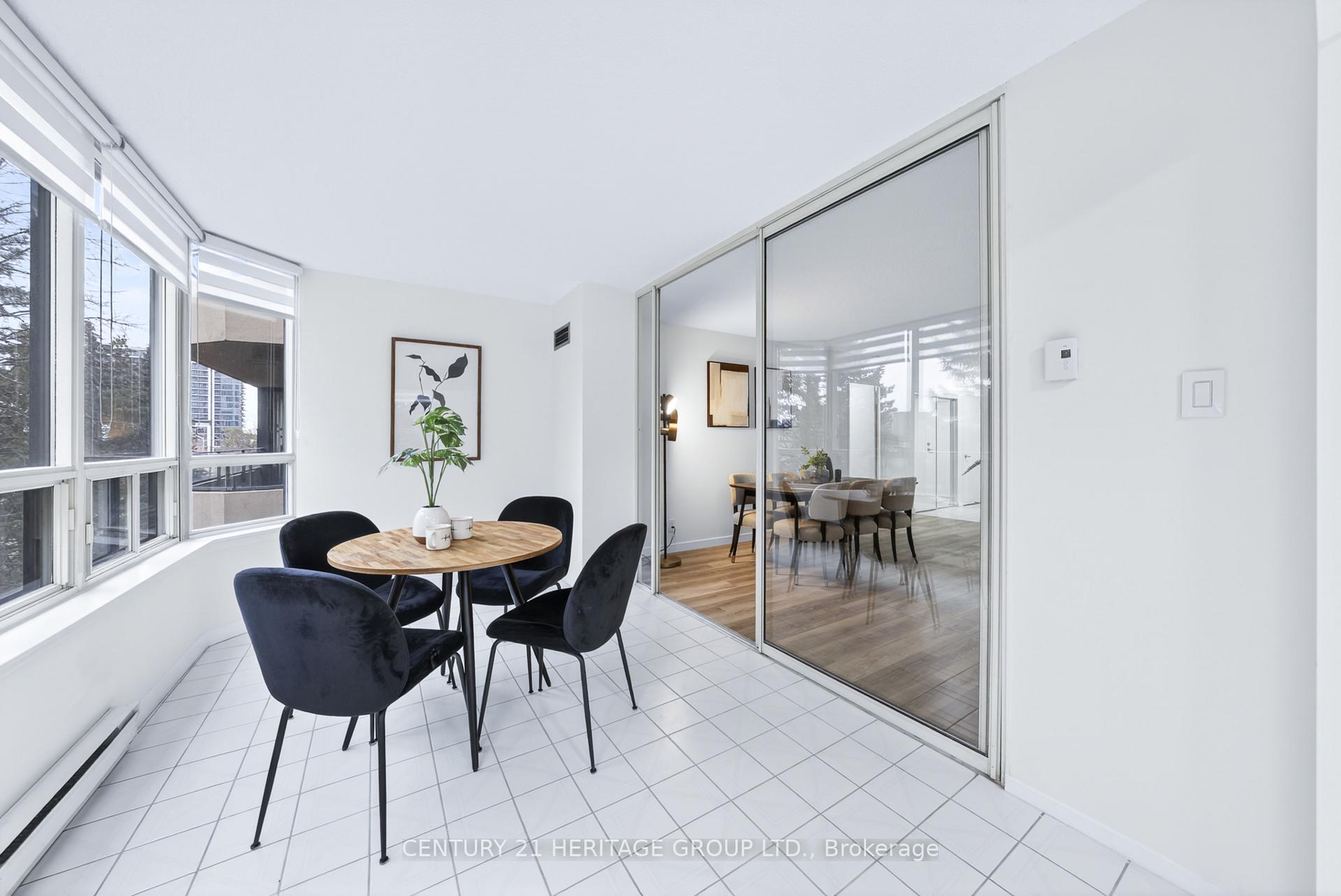 Photo 20 of Unit 319, 32 Clarissa Drive, Richmond Hill, Harding — HOMEH