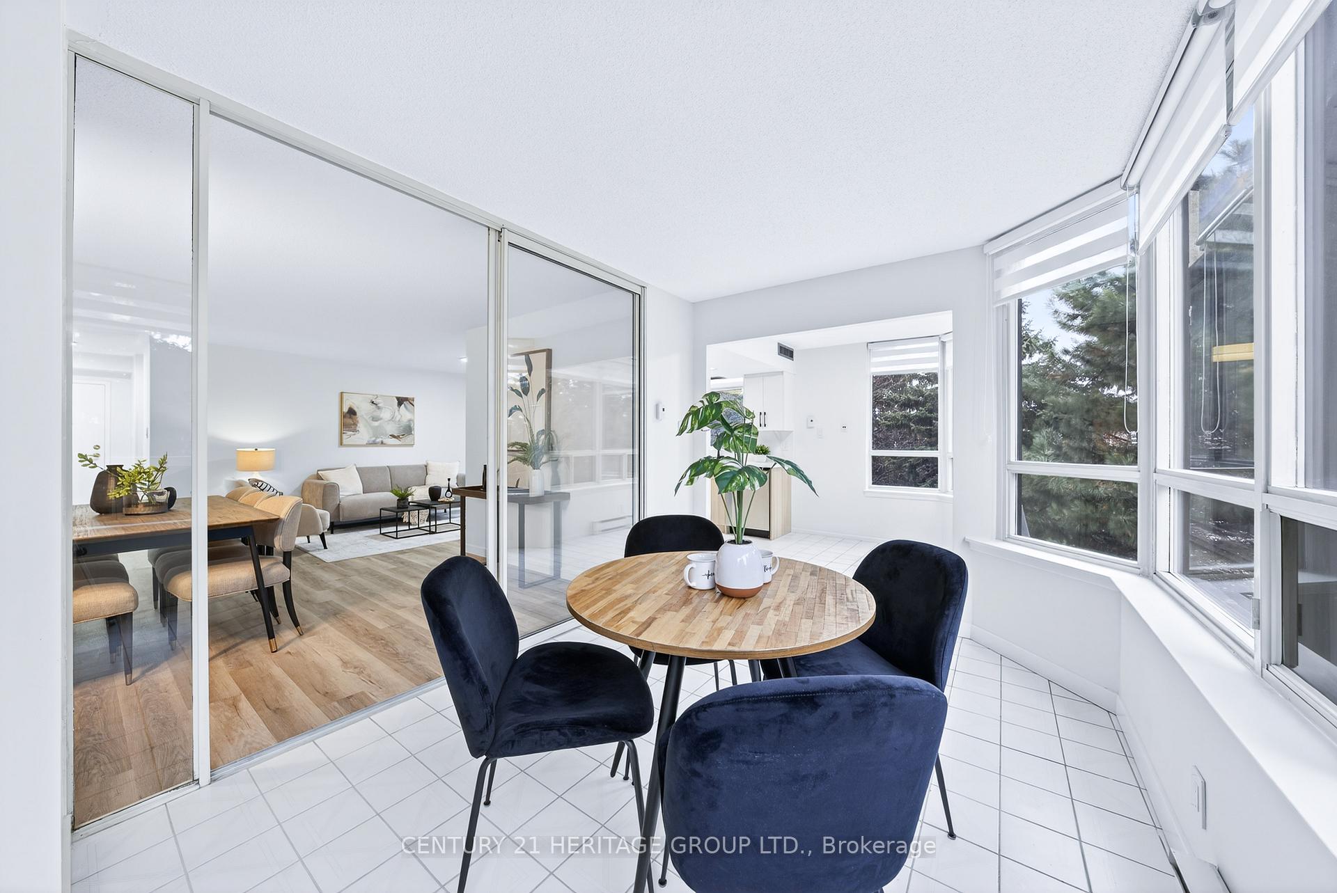 Photo 21 of Unit 319, 32 Clarissa Drive, Richmond Hill, Harding — HOMEH