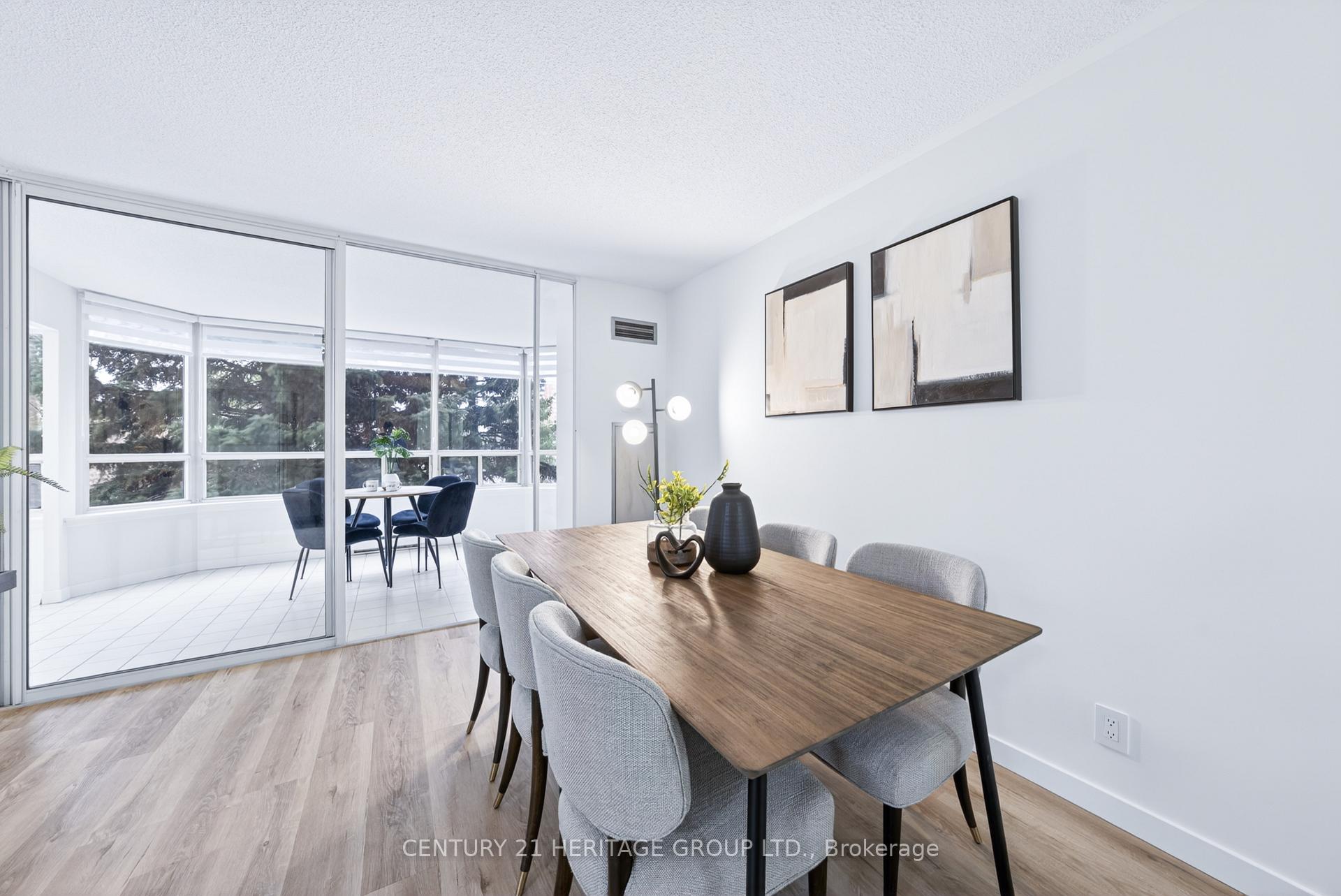 Photo 24 of Unit 319, 32 Clarissa Drive, Richmond Hill, Harding — HOMEH