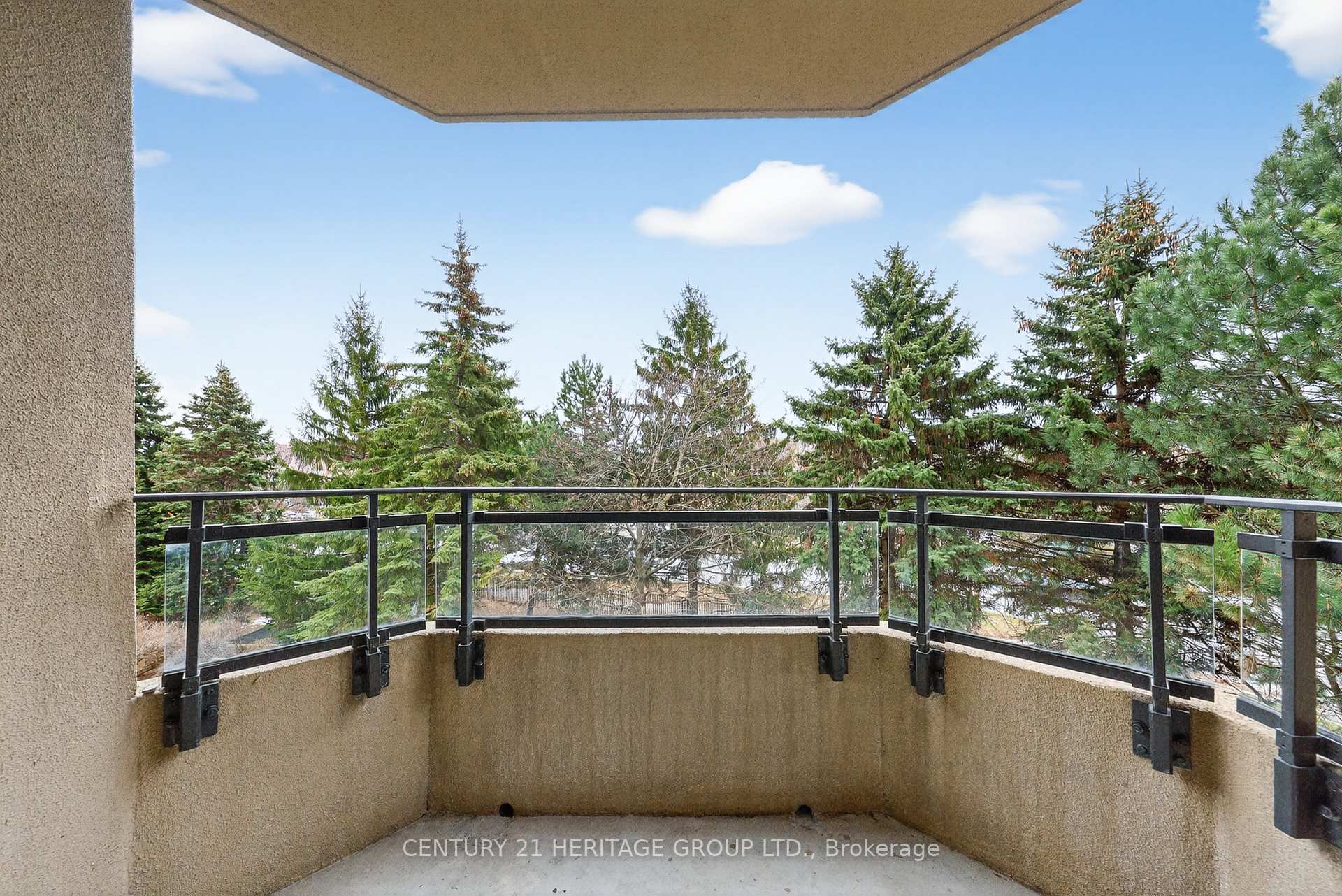 Photo 35 of Unit 319, 32 Clarissa Drive, Richmond Hill, Harding — HOMEH