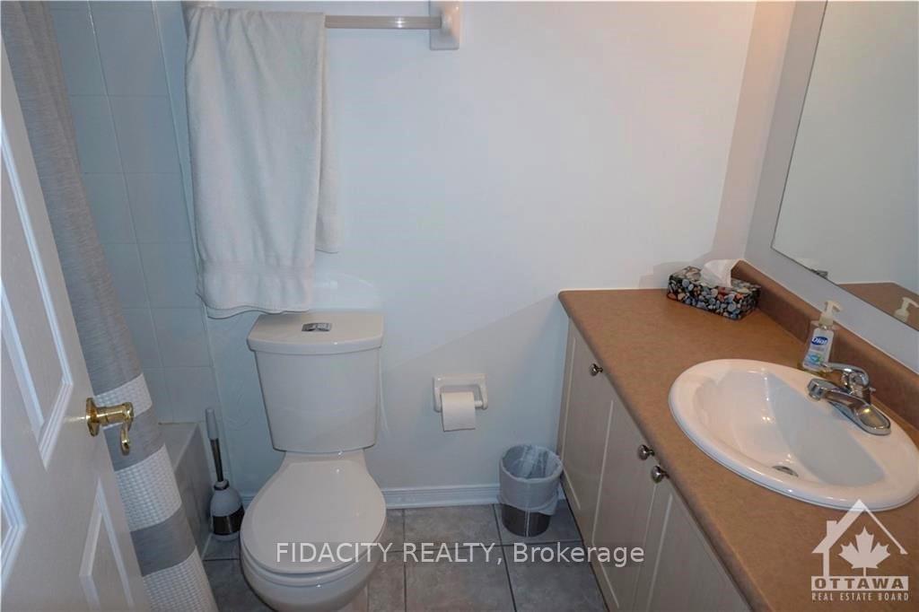 Photo 8 of Unit 9D, 310 Central Park Drive, Ottawa, Central Park — HOMEH