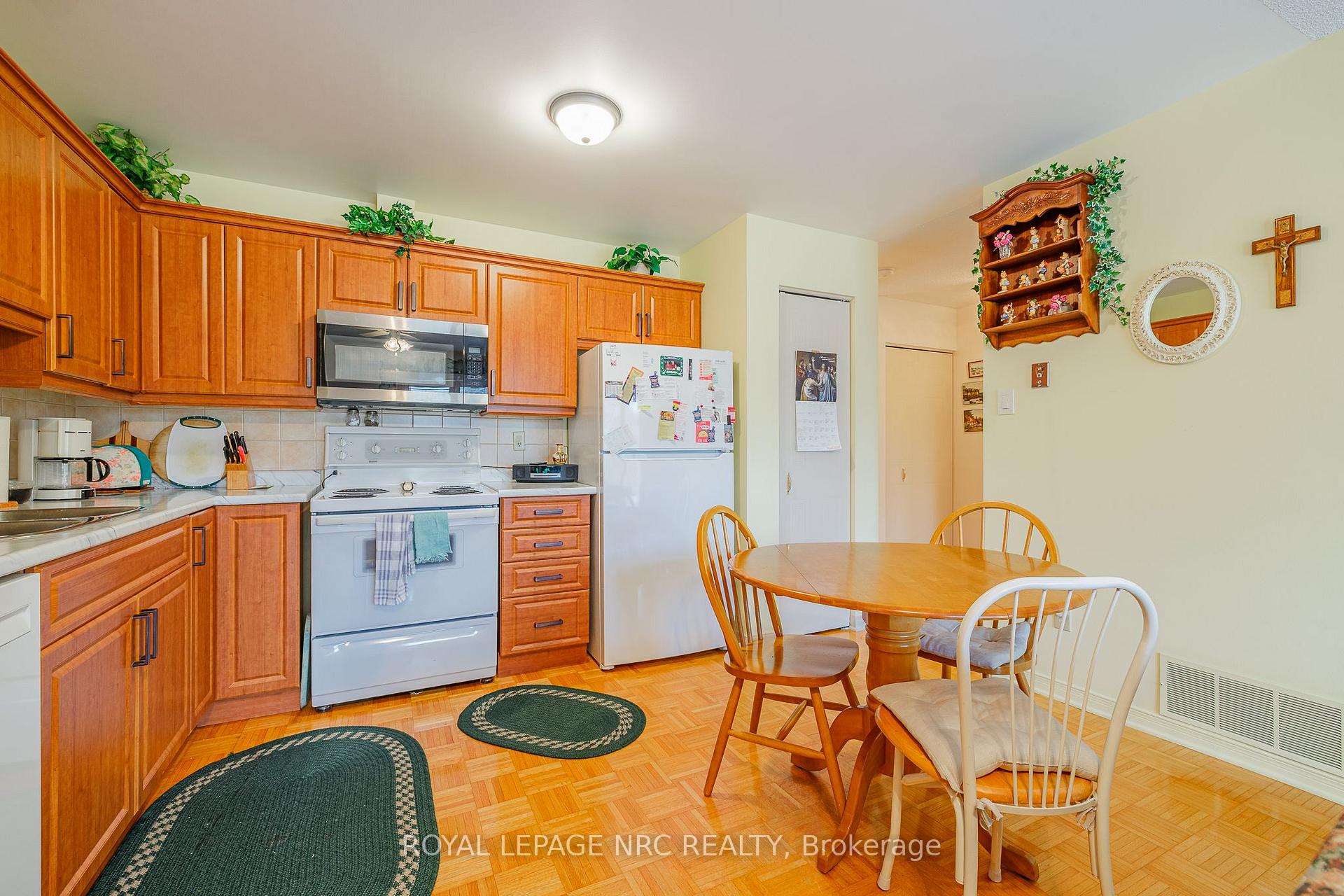 Photo 16 of Unit 65, 122 Bunting Road, St. Catharines, E. Chester — HOMEH